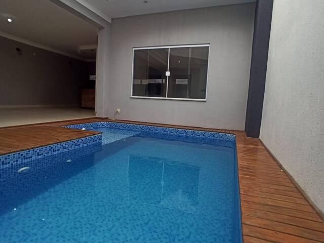 #35 - Casa para Venda em Araçatuba - SP - 1