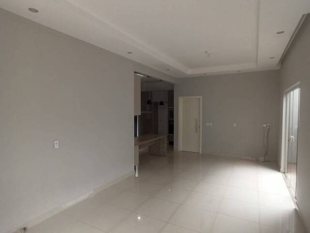 #35 - Casa para Venda em Araçatuba - SP - 2